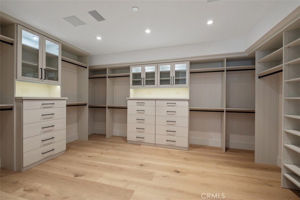 Balboa Coves (BLCV) - Residential