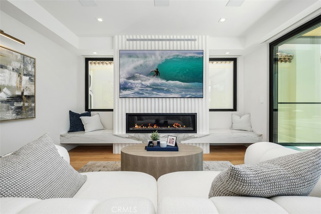 Balboa Coves (BLCV) - Residential