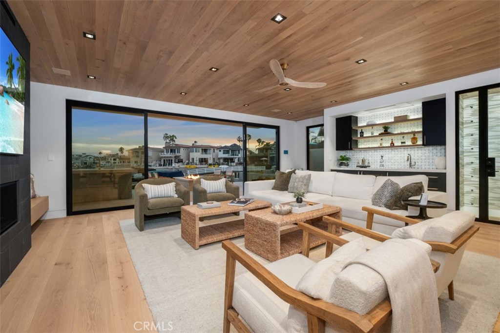 Balboa Coves (BLCV) - Residential