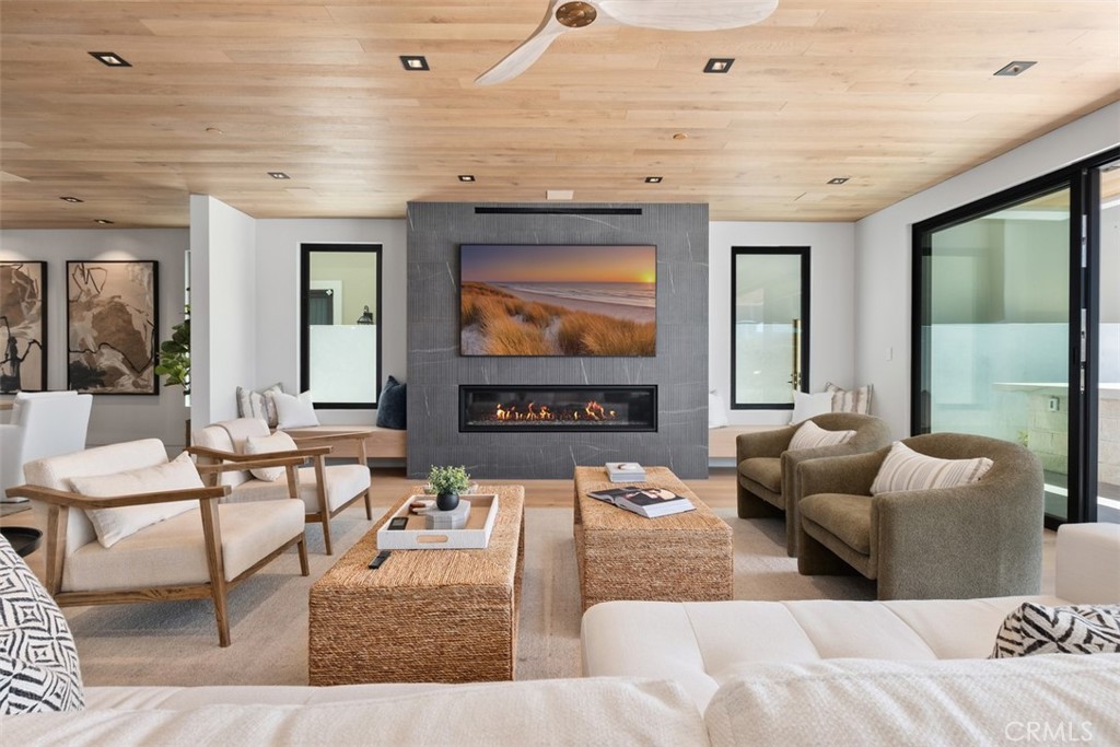 Balboa Coves (BLCV) - Residential
