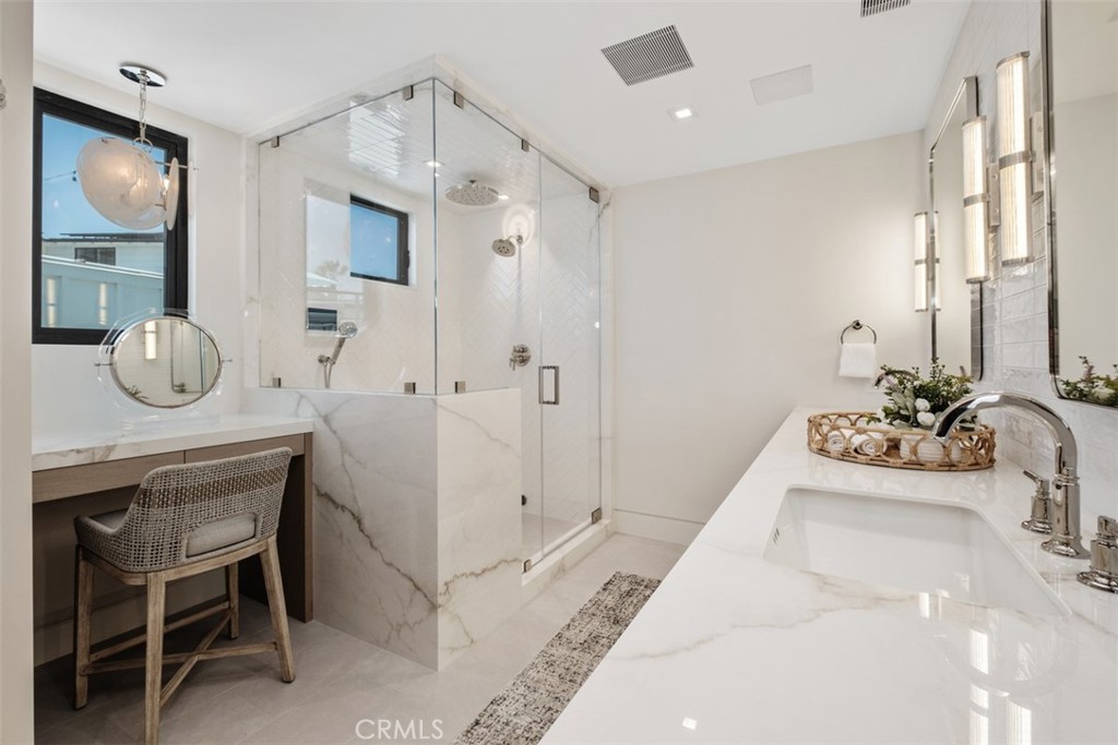 Balboa Coves (BLCV) - Residential