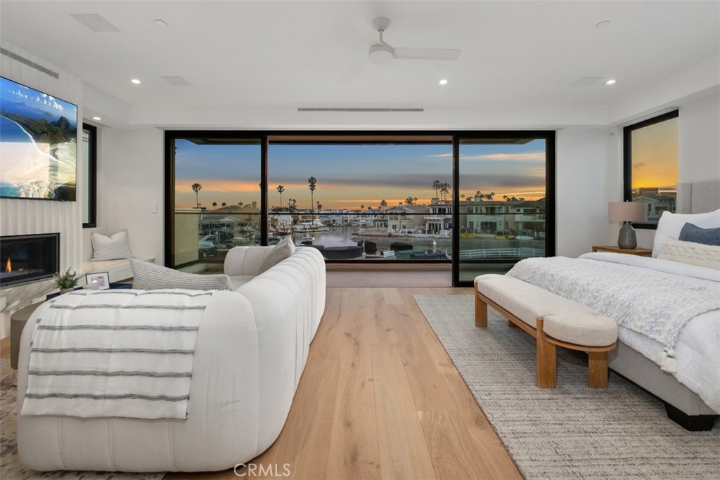 Balboa Coves (BLCV) - Residential