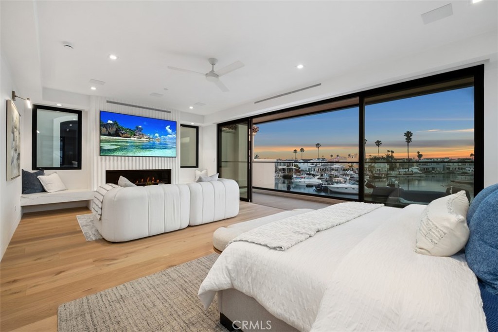 Balboa Coves (BLCV) - Residential