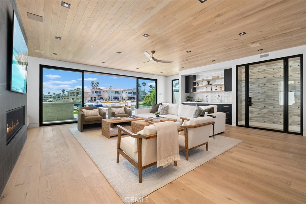 Balboa Coves (BLCV) - Residential