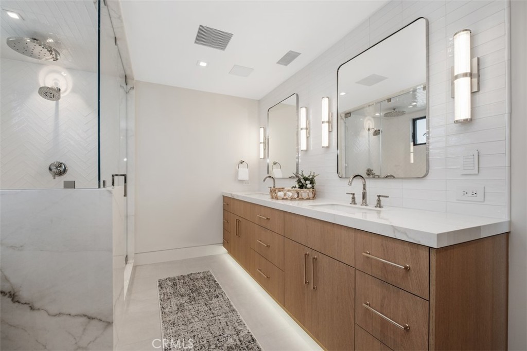 Balboa Coves (BLCV) - Residential