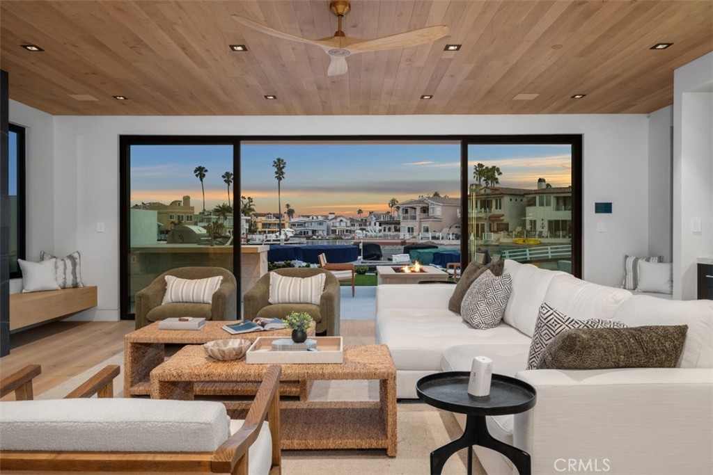 Balboa Coves (BLCV) - Residential