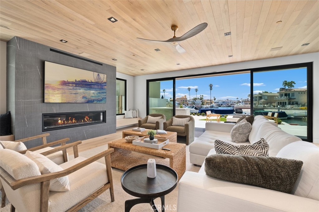 Balboa Coves (BLCV) - Residential