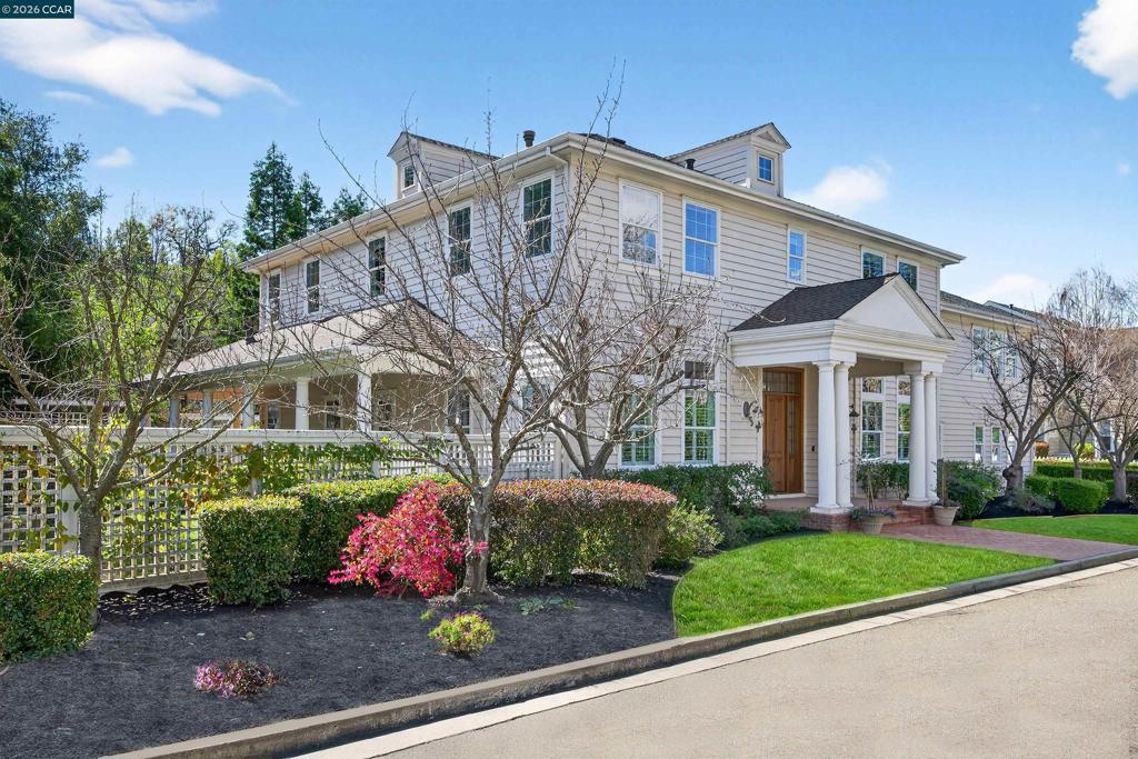 3 Brooktree Dr