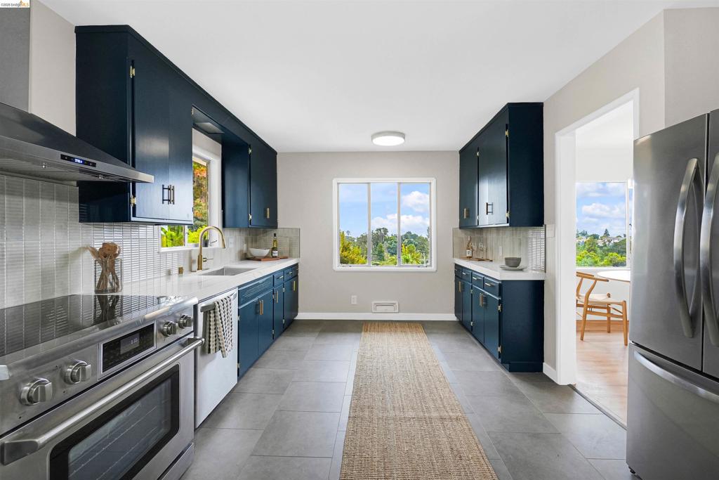 4678 Geranium Pl