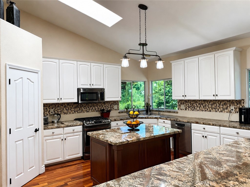 5781 Glenview