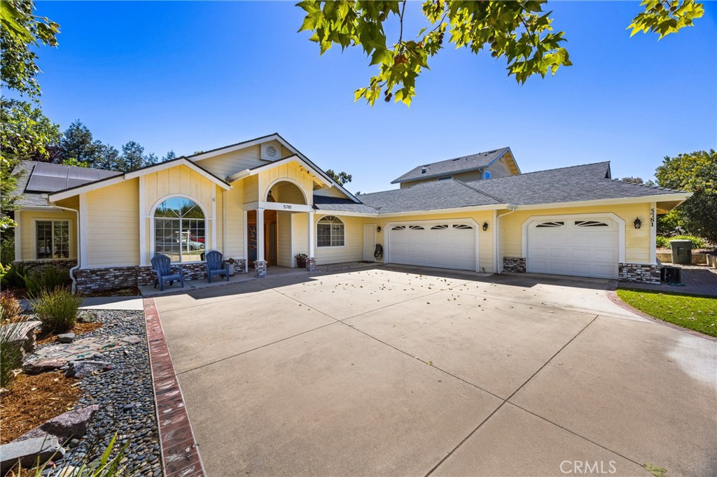 5781 Glenview