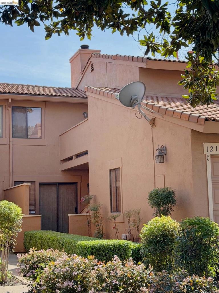 1216 W Roseburg Ave C