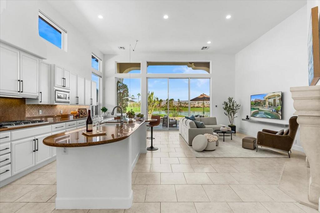 Rancho La Quinta CC - Residential Lease