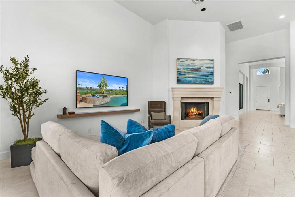 Rancho La Quinta CC - Residential Lease