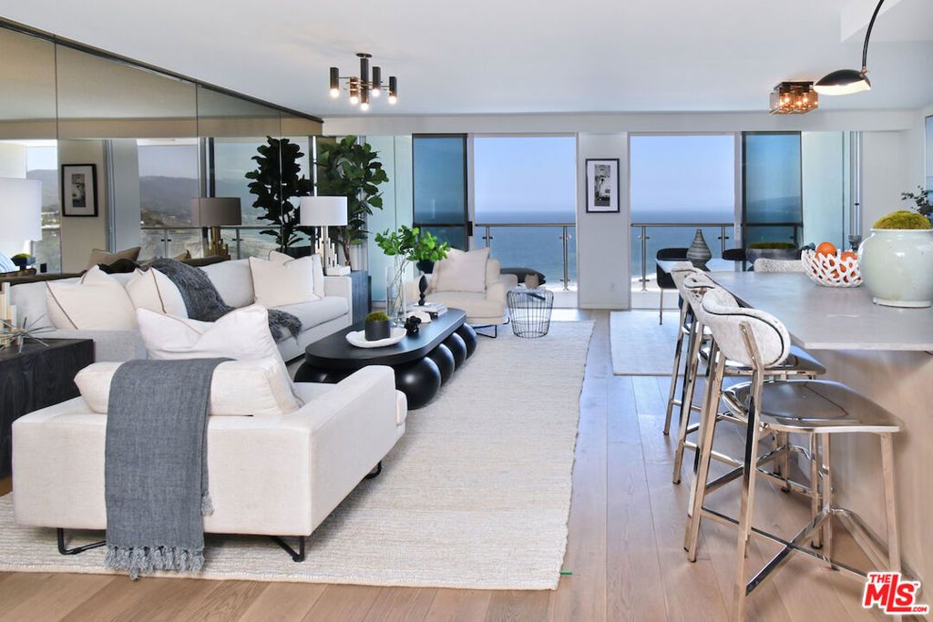 Photo of 201 Ocean Avenue #906P, Santa Monica, CA 90402 (MLS # 25603971)