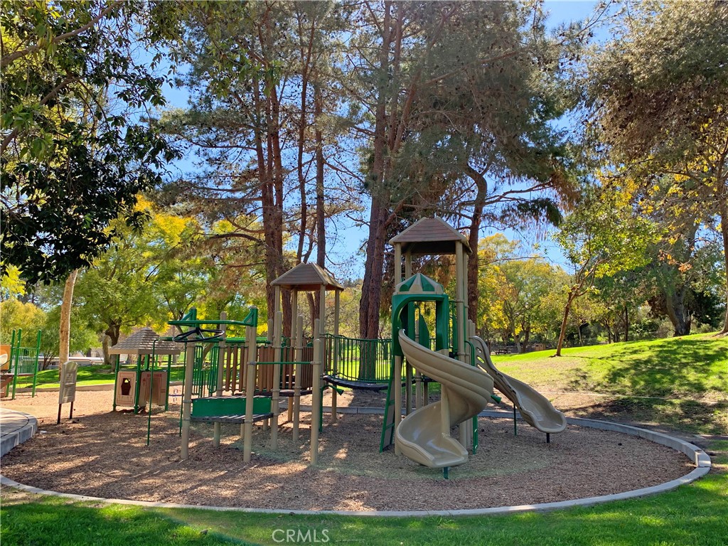 23526 Los Adornos, Aliso Viejo CA 92656 - Photo 13