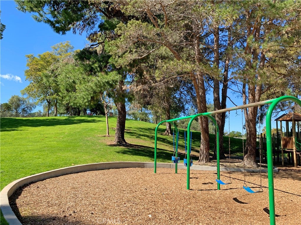 23526 Los Adornos, Aliso Viejo CA 92656 - Photo 14