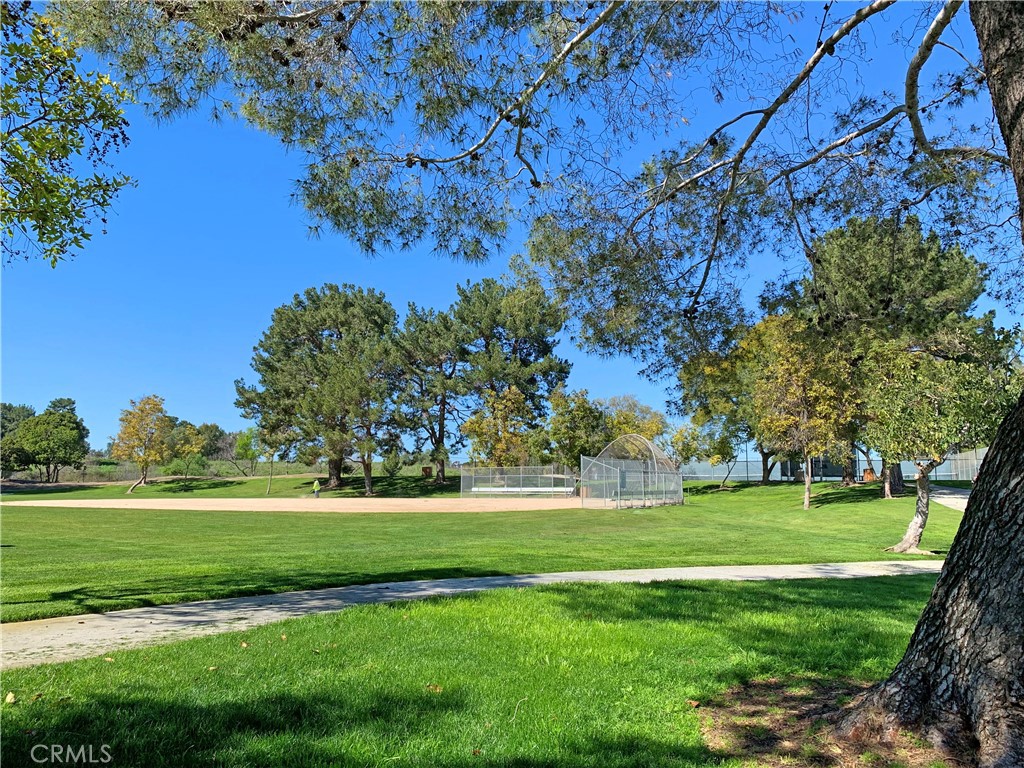 23526 Los Adornos, Aliso Viejo CA 92656 - Photo 12