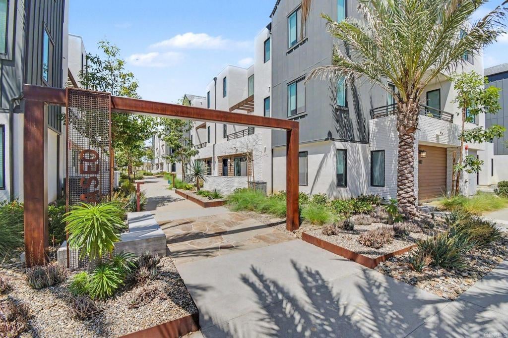 2416 Cascalote Loop