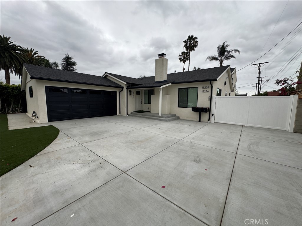 Properties 1 15234 Kingsbury Street
