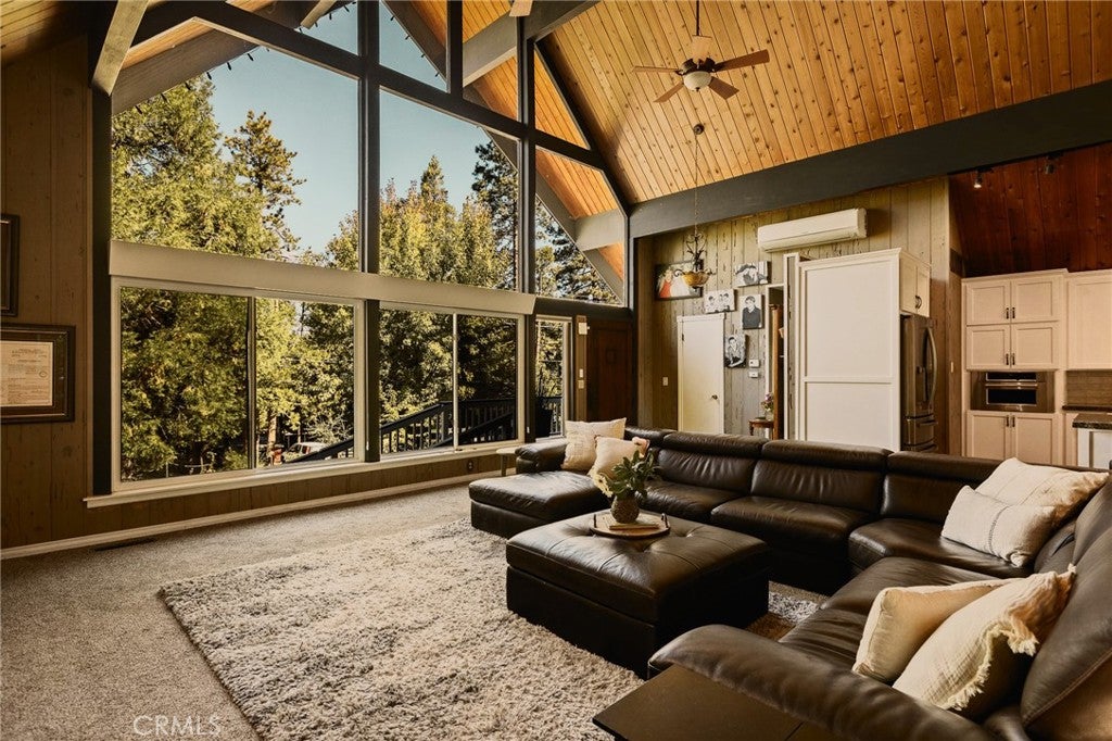 779 Grass Valley