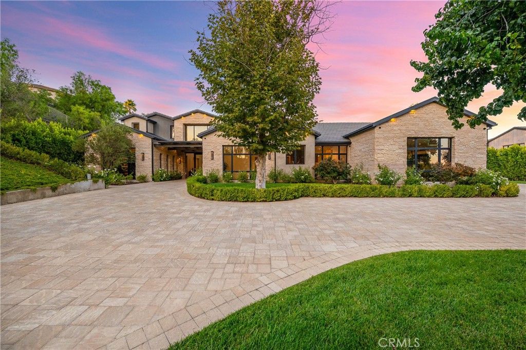 Photo of 25079 Jim Bridger Road, Hidden Hills, CA 91302 (MLS # SR25231799)