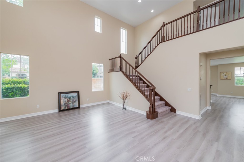 Properties 2 13827 Buckhart