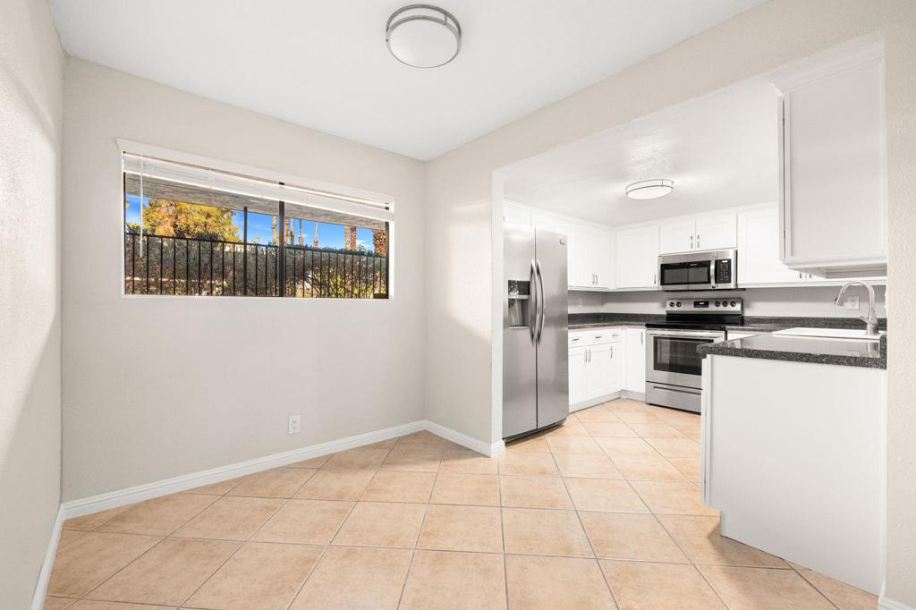 5301 E Waverly S 145