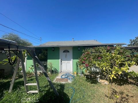 4019 Vineland Baldwin Park CA 91706