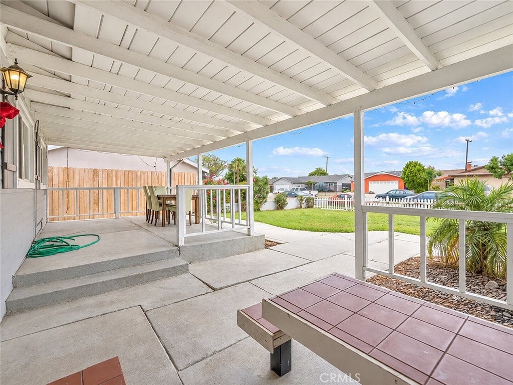 1837 E Granada ct