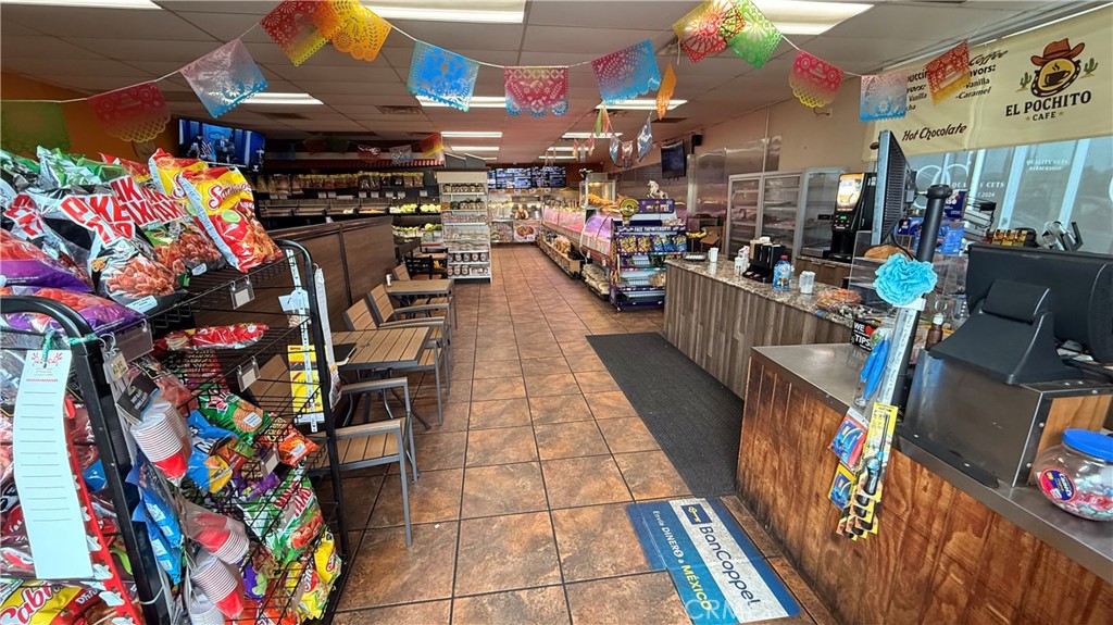 6072 Etiwanda Avenue A