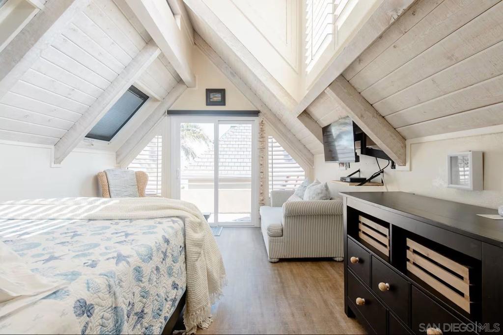 Mission Beach - Residential