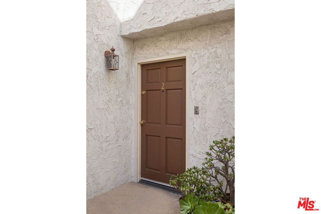 Photo of 1916 Overland Avenue #2, Los Angeles, CA 90025 (MLS # 25606637)