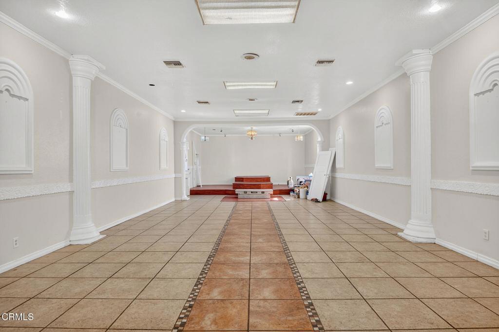 400 N Hayes Avenue