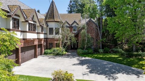 20536 Chatsboro Drive Woodland Hills CA 91364