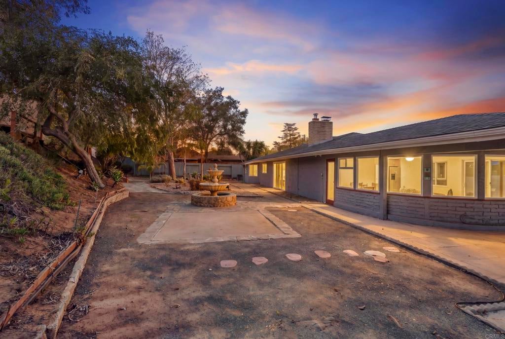 12845 Stone Canyon Rd