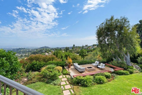 Tiny photo for 2645 Cordelia Road, Los Angeles, CA 90049 (MLS # 26839933)