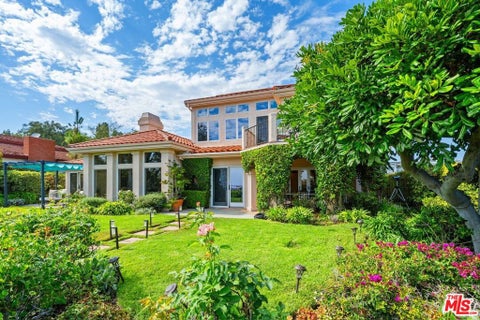 Tiny photo for 2645 Cordelia Road, Los Angeles, CA 90049 (MLS # 26839933)