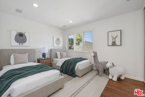 Tiny photo for 2645 Cordelia Road, Los Angeles, CA 90049 (MLS # 26839933)