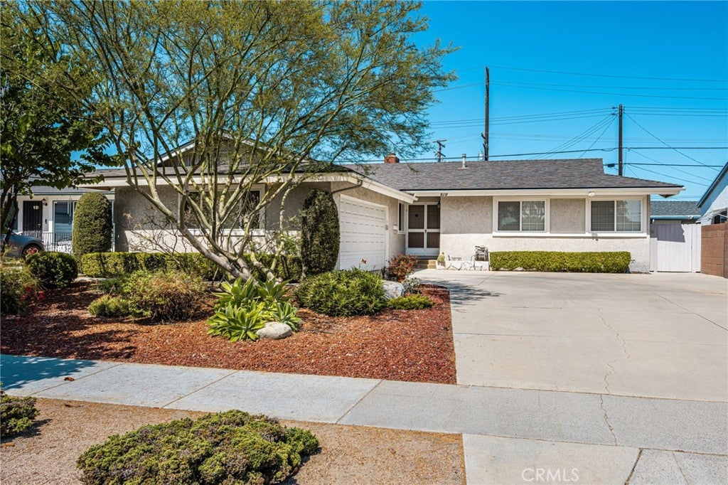819 S Hastings