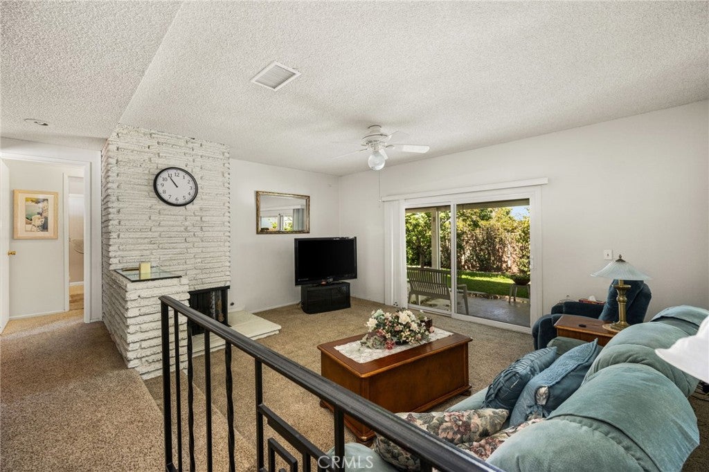 819 S Hastings