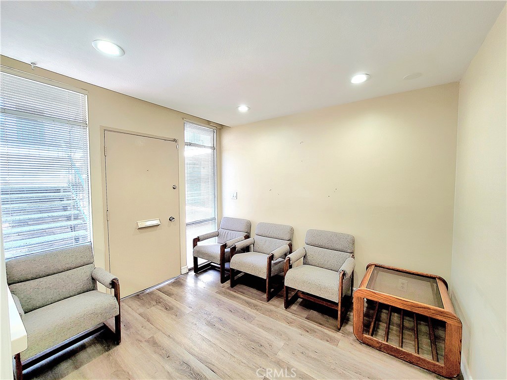3840 Woodruff Avenue 107