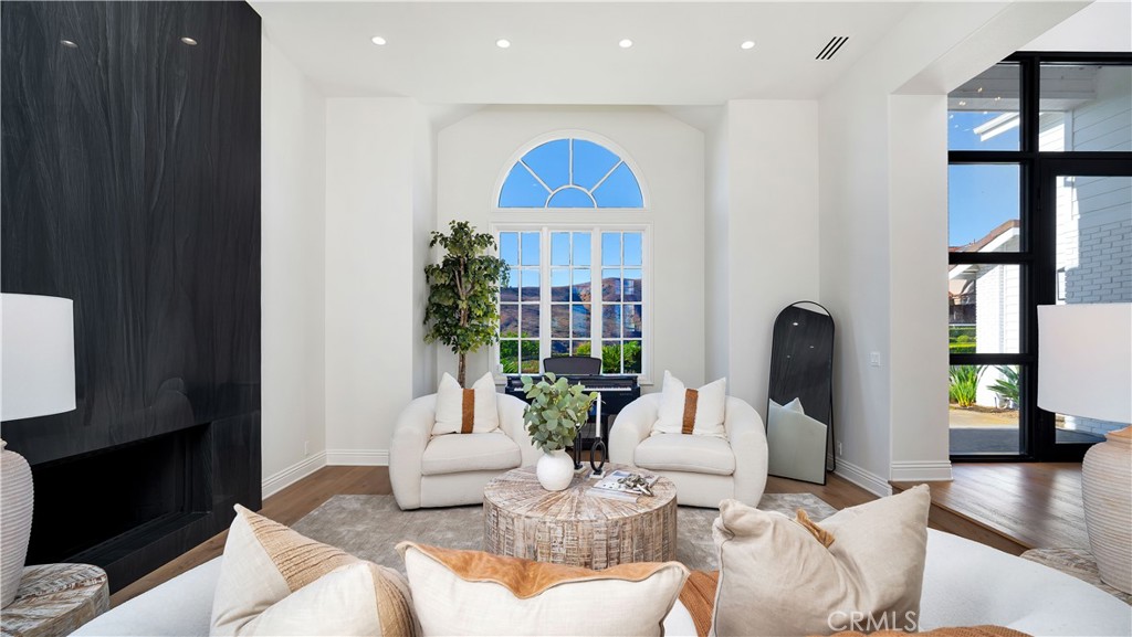 Hidden Hills Estates (HHES) - Residential