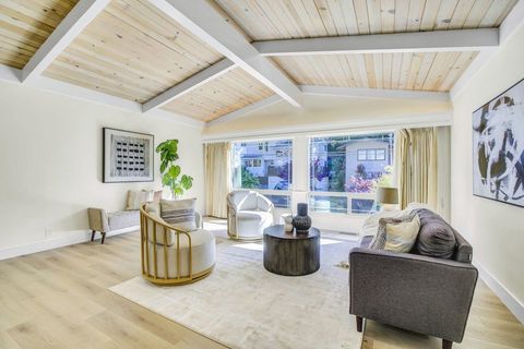 Photo of 6635 6635 Banning Dr Dr, Oakland, CA 94611 (MLS # 41123907)