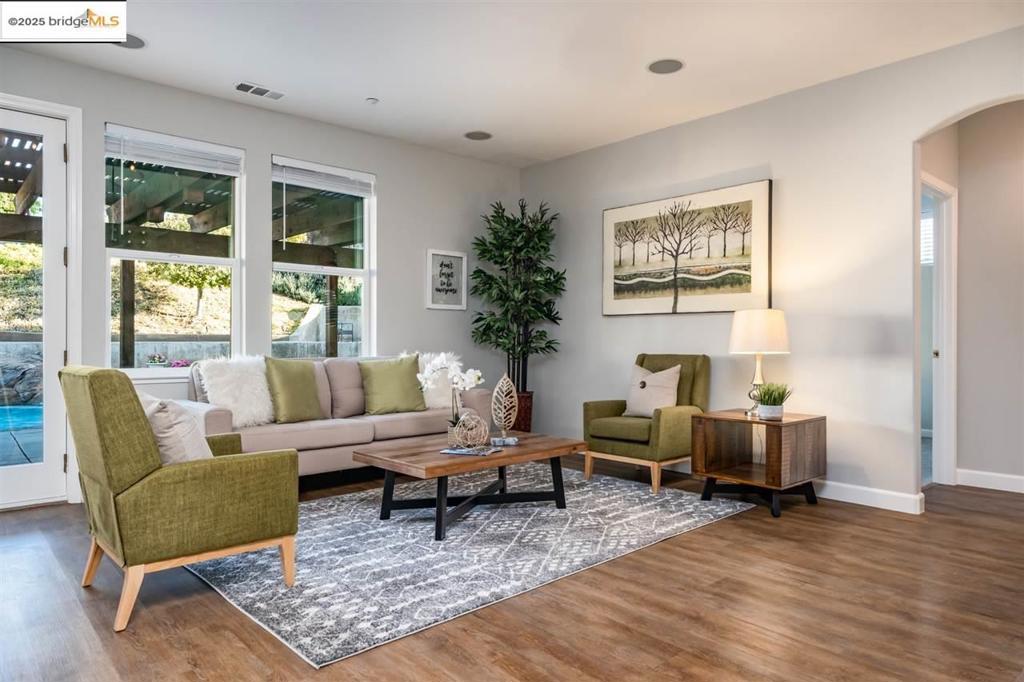 DEER RIDGE - Residential Lease