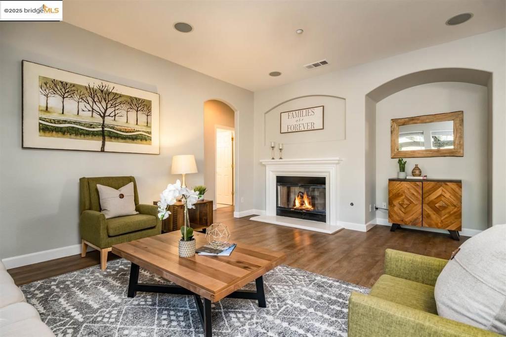 DEER RIDGE - Residential Lease