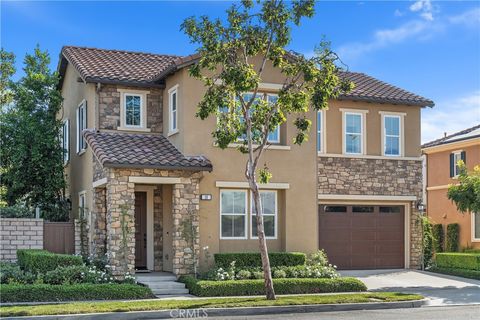 10 Lantana Lake Forest CA 92630