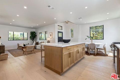 Tiny photo for 3364 Garden Avenue, Los Angeles, CA 90039 (MLS # 25586609)