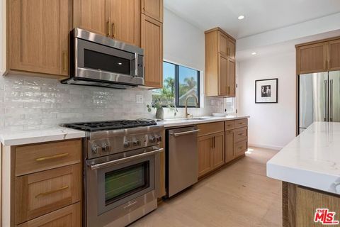 Tiny photo for 3364 Garden Avenue, Los Angeles, CA 90039 (MLS # 25586609)