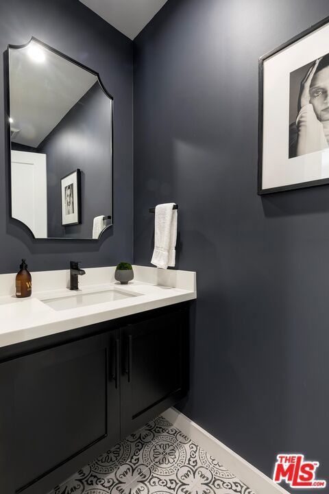 Tiny photo for 3364 Garden Avenue, Los Angeles, CA 90039 (MLS # 25586609)